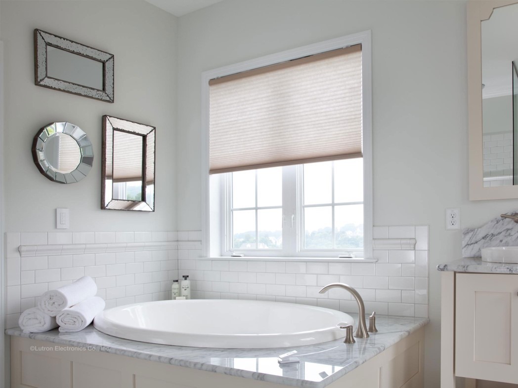 3-ways-to-incorporate-motorized-blinds-into-your-next-project_62b013f38631554cbf6909e366030def